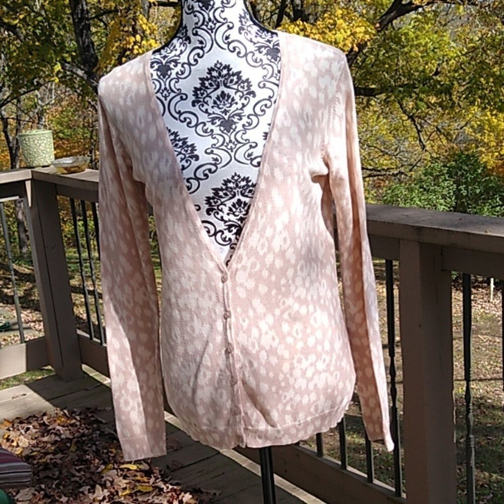 8 for $20 Gap Size S Tan And Cream Cardigan Sweater
